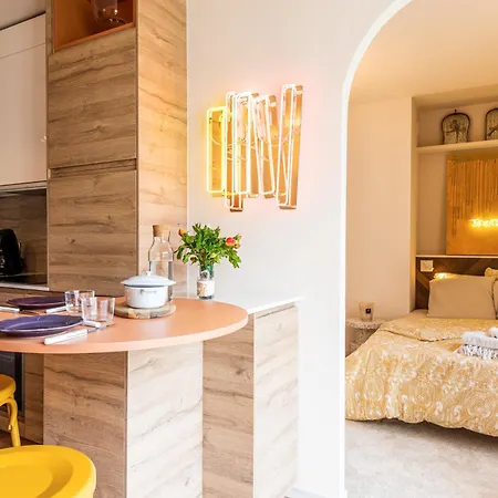 Le Cosy Du Palais Apartamento